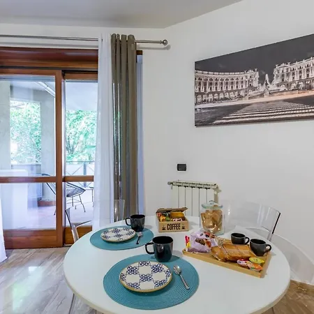 Lu Eur Apartment